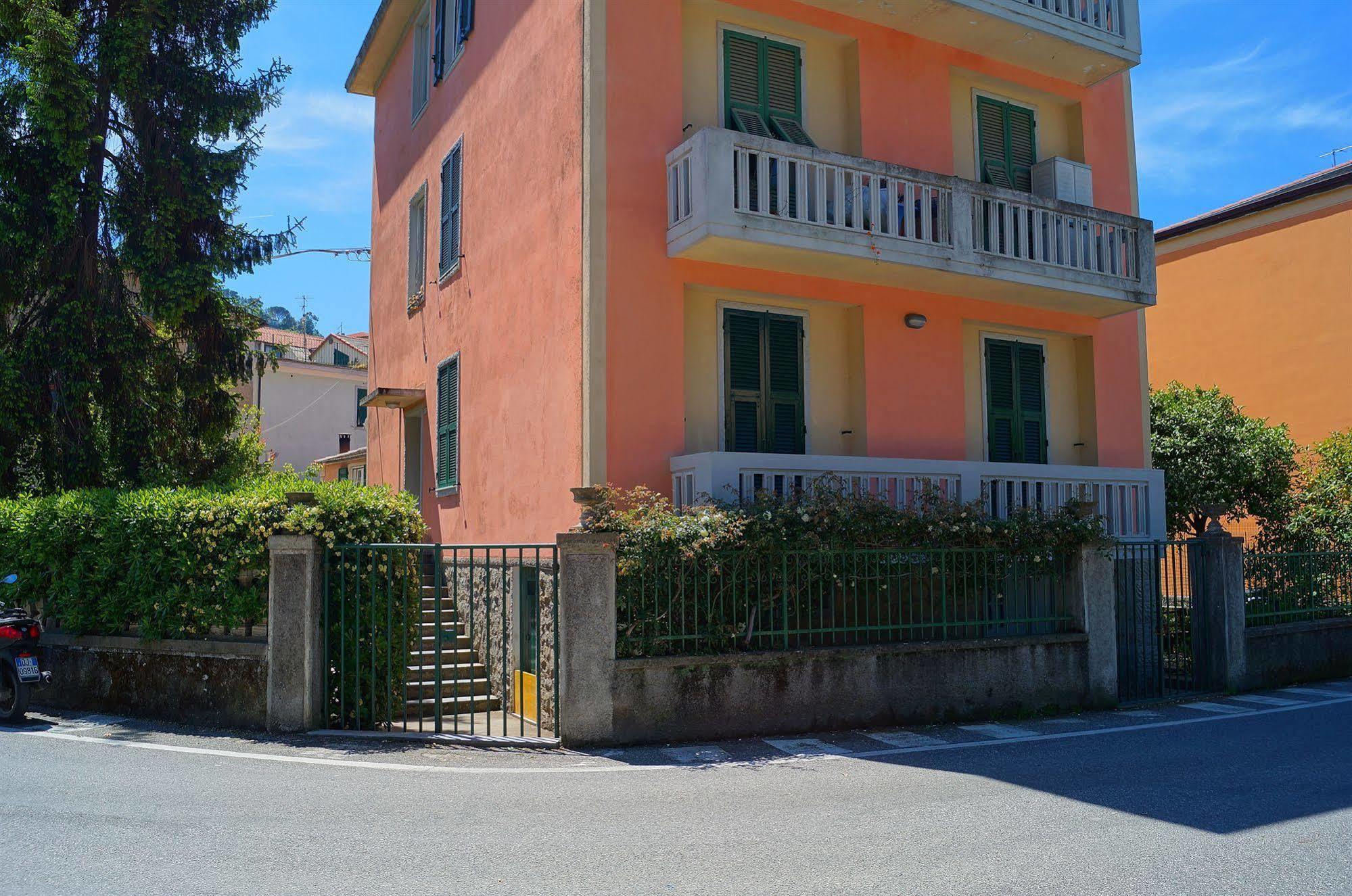 Levanto Rentals * Levanto