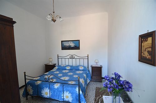 Levanto Rentals *
